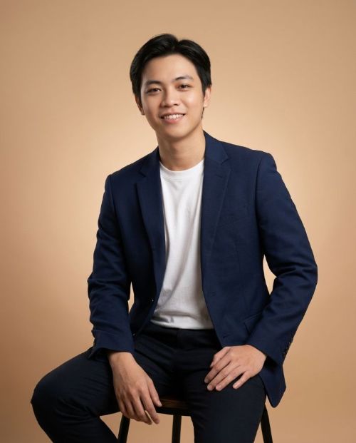 Studio portrait AI edit